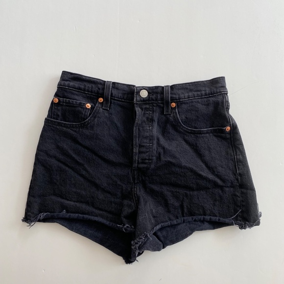 Levi’s ribcage shorts - Picture 2 of 5